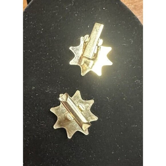 Silver Tone Cufflink lot of 2 Toggle Back 8 point Star burst Rectangle ridge - Picture 9 of 12